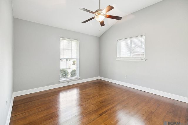 9550 Southlawn Dr, Baton Rouge, LA 70810