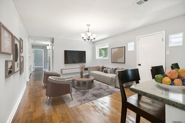 9550 Southlawn Dr, Baton Rouge, LA 70810