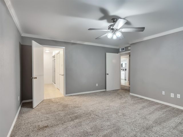5005 Georgi Lane 194, Houston, TX 77092