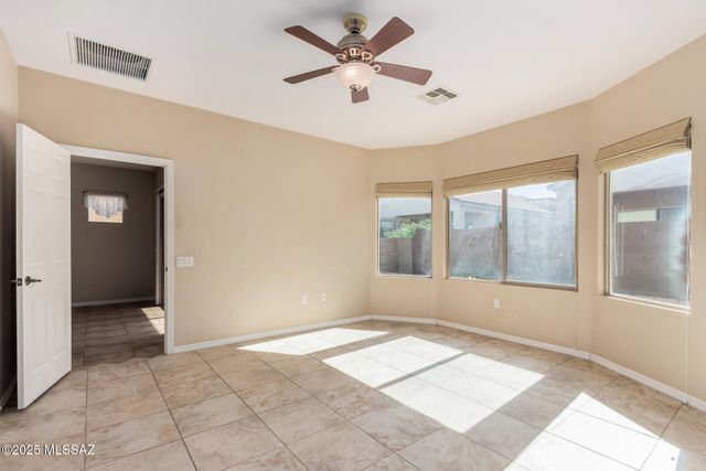 299 W Calle Del Estribo, Sahuarita, AZ 85629