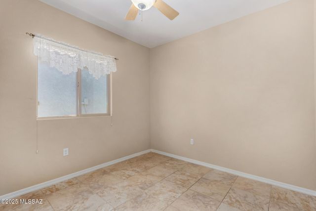 299 W Calle Del Estribo, Sahuarita, AZ 85629