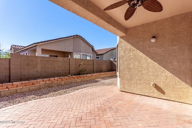 299 W Calle Del Estribo, Sahuarita, AZ 85629