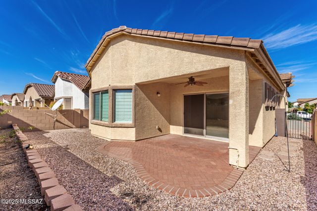 299 W Calle Del Estribo, Sahuarita, AZ 85629