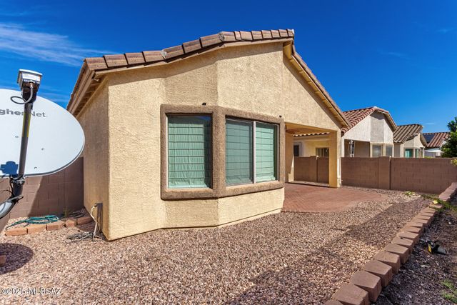 299 W Calle Del Estribo, Sahuarita, AZ 85629