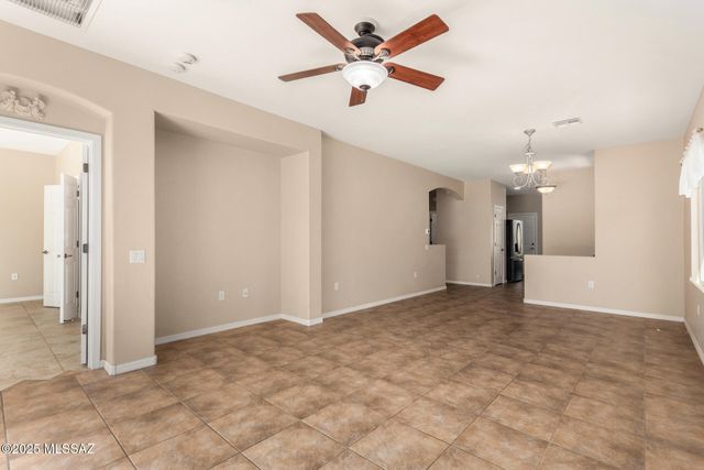299 W Calle Del Estribo, Sahuarita, AZ 85629