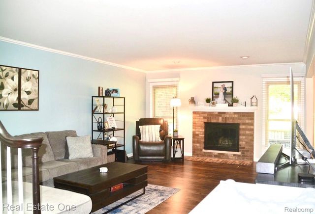 49617 Hamilton Court 28, Shelby Charter Township, MI 48315