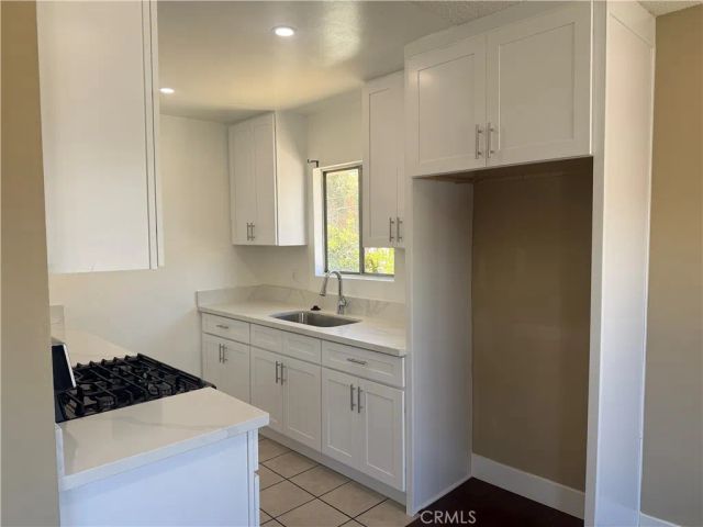 600 E Acacia Avenue 6, Glendale, CA 91205
