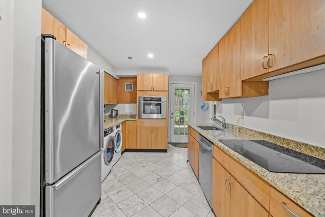 644 E ST SE, Washington, DC 20003