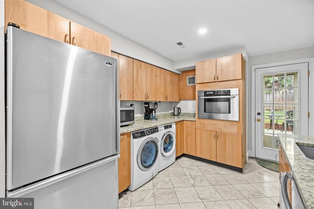 644 E ST SE, Washington, DC 20003