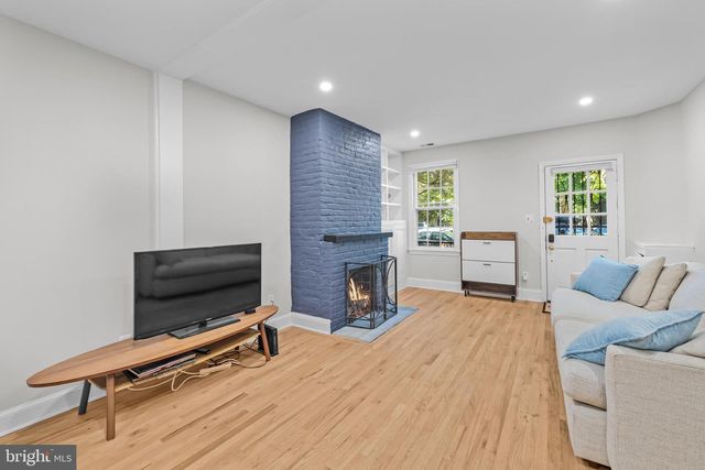 644 E ST SE, Washington, DC 20003