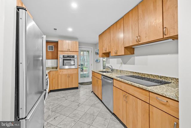644 E ST SE, Washington, DC 20003