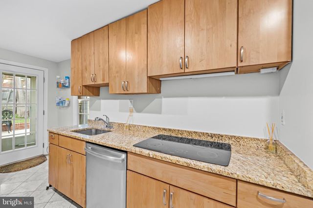 644 E ST SE, Washington, DC 20003