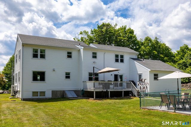 393 Wawecus Hill Road, Norwich, CT 06360