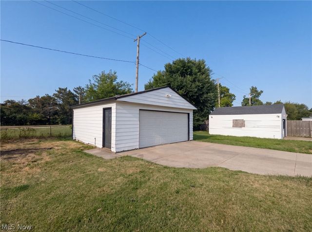 12722 Emery Avenue, Cleveland, OH 44135