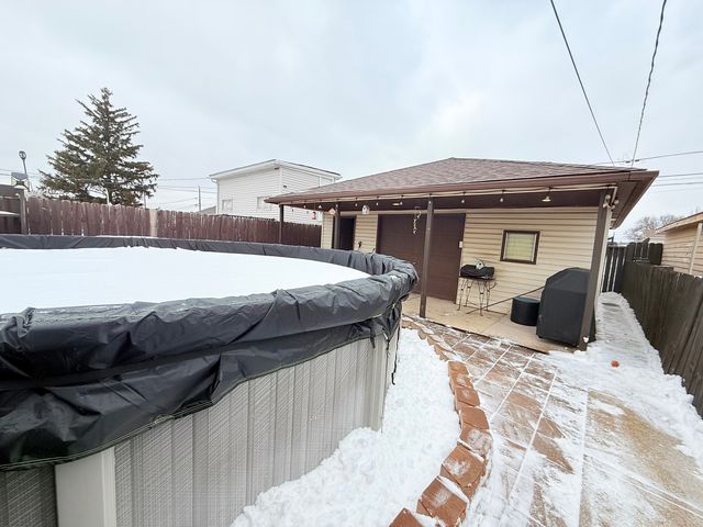 5818 W 60th Street, Chicago, IL 60638