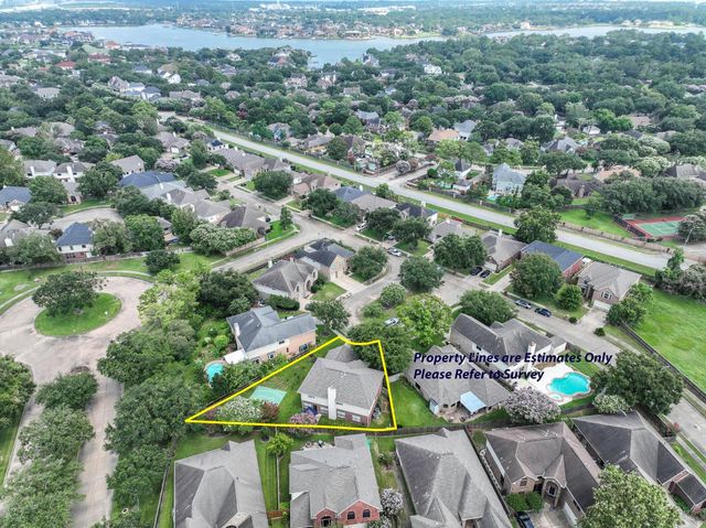 1311 Shady Grove Court, Seabrook, TX 77586