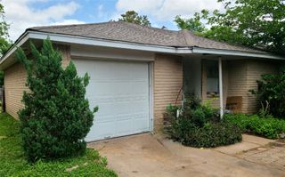 4826 Macridge Boulevard, Houston, TX 77053
