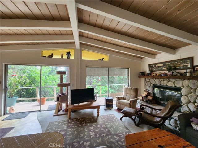 1023 Mercury, Crestline, CA 92325