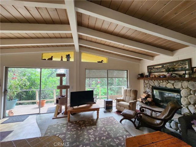 1023 Mercury, Crestline, CA 92325