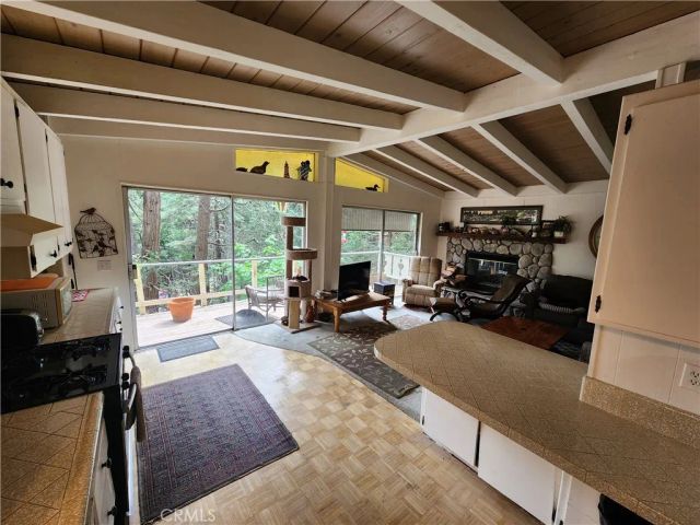 1023 Mercury, Crestline, CA 92325