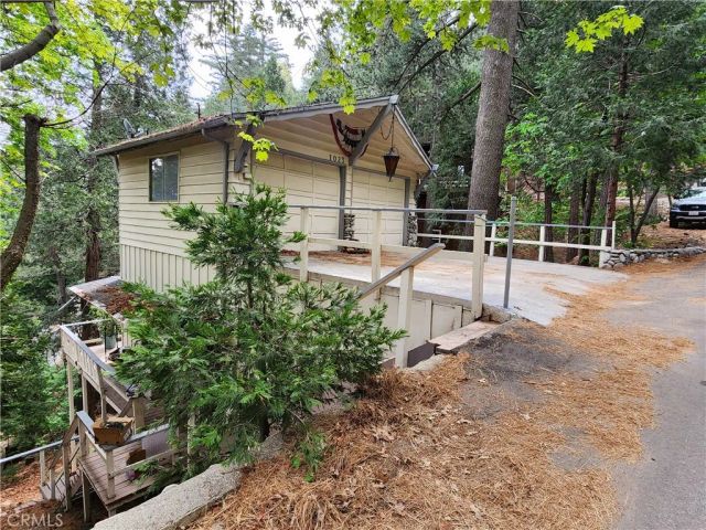 1023 Mercury, Crestline, CA 92325