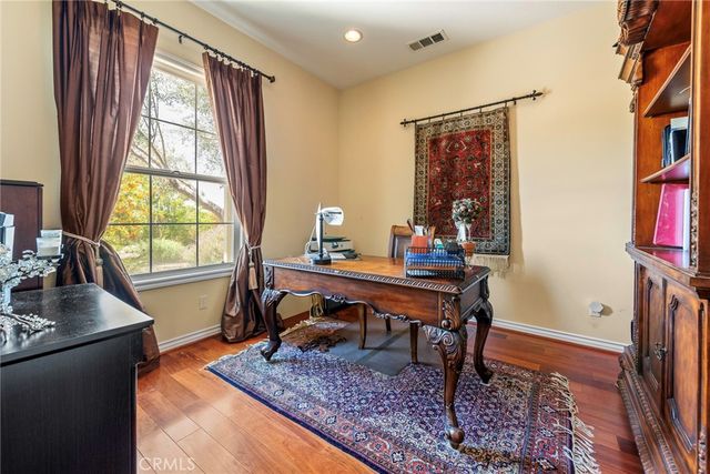 7940 Choi, Riverside, CA 92506