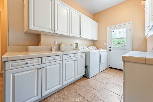 7940 Choi, Riverside, CA 92506