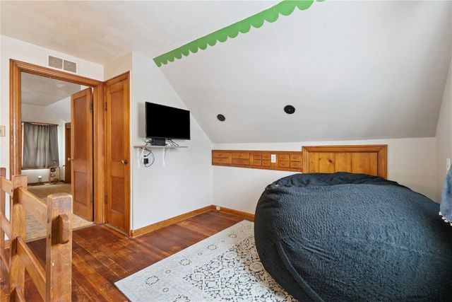 287 8th Ave, Marion, IA 52302