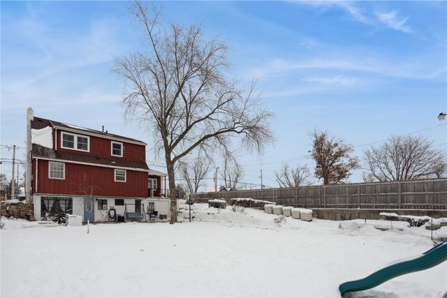 287 8th Ave, Marion, IA 52302