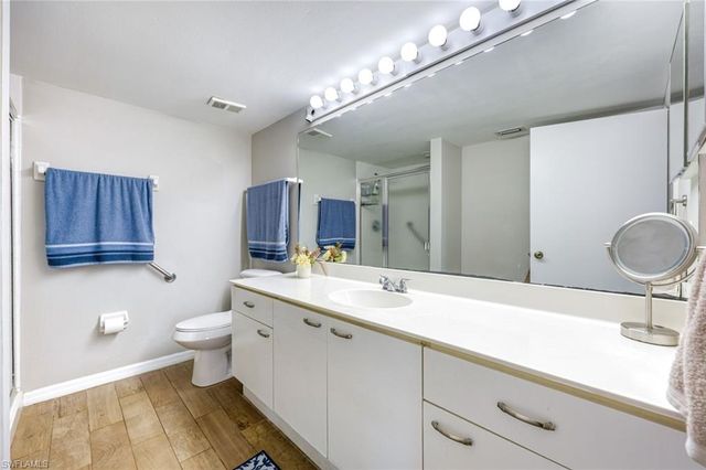 7750 Jewel LN 103, Naples, FL 34109