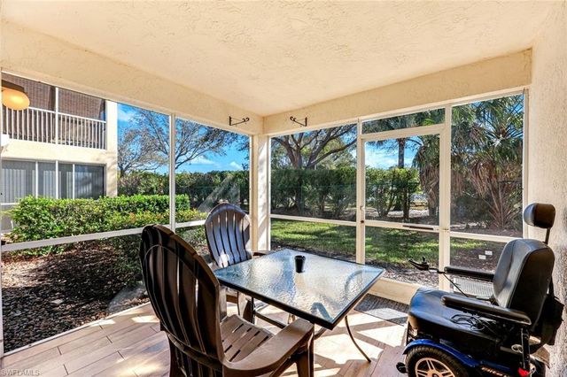 7750 Jewel LN 103, Naples, FL 34109