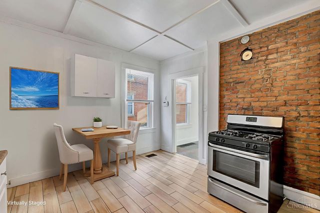 1976 Queen City Avenue, Cincinnati, OH 45214