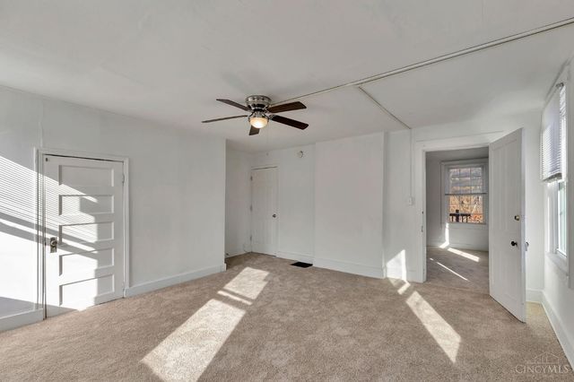 1976 Queen City Avenue, Cincinnati, OH 45214