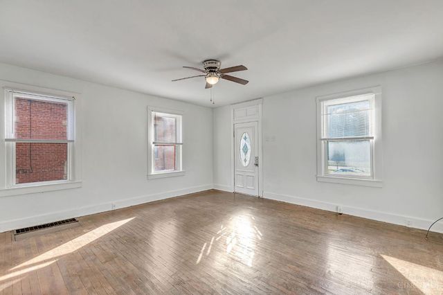 1976 Queen City Avenue, Cincinnati, OH 45214