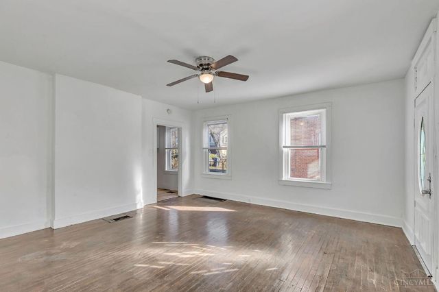 1976 Queen City Avenue, Cincinnati, OH 45214