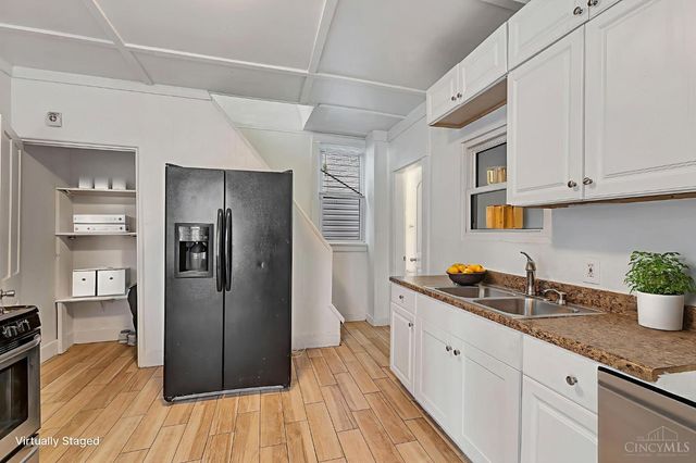 1976 Queen City Avenue, Cincinnati, OH 45214