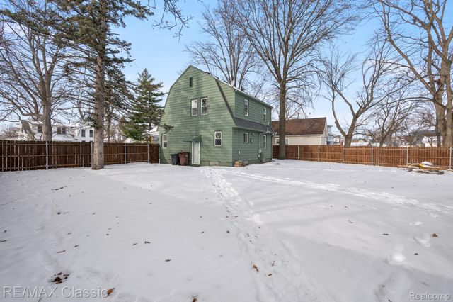 4433 Elizabeth Street, Wayne, MI 48184