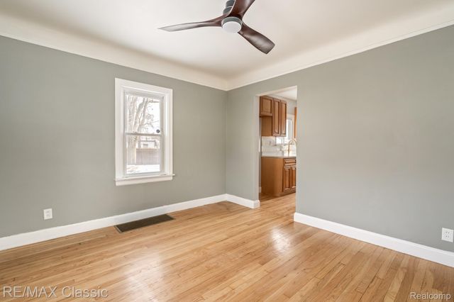 4433 Elizabeth Street, Wayne, MI 48184