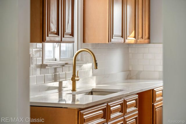 4433 Elizabeth Street, Wayne, MI 48184