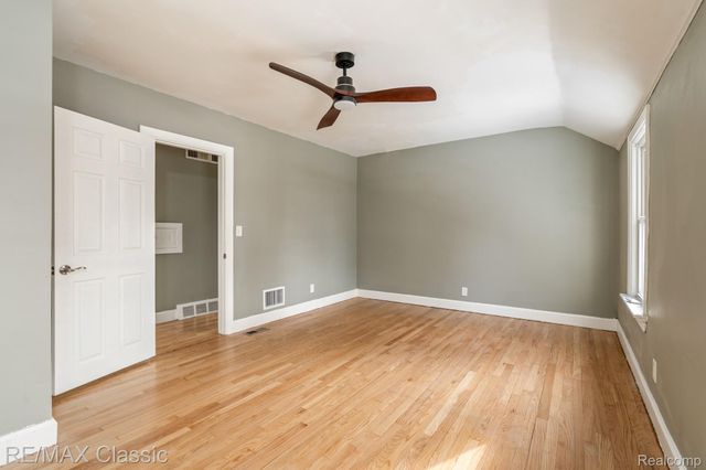 4433 Elizabeth Street, Wayne, MI 48184