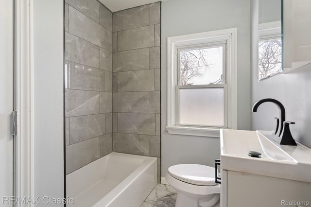 4433 Elizabeth Street, Wayne, MI 48184