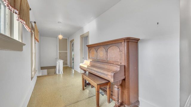 1121 Indiana AVENUE, Sheboygan, WI 53081