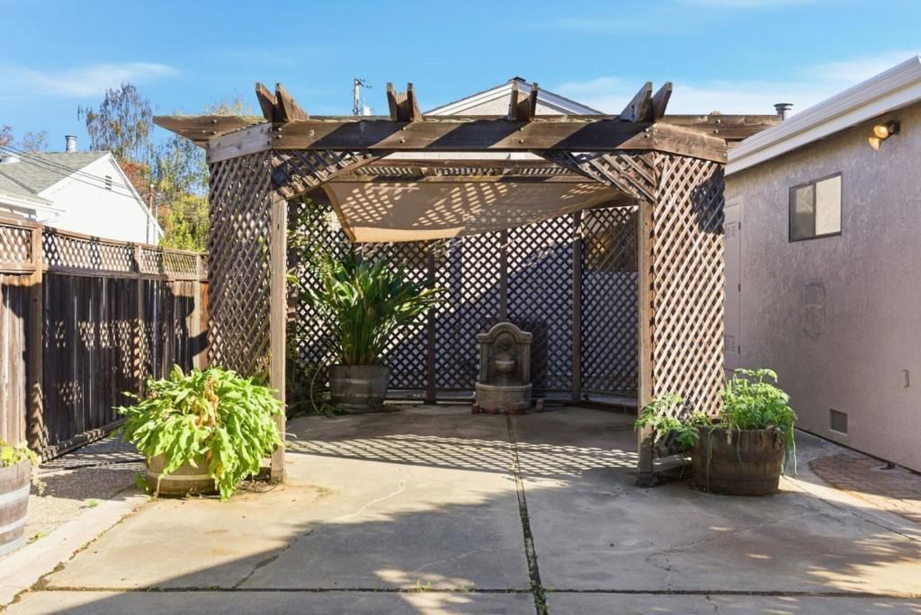 Image 27 of property listing at 119 Florence Street, Sunnyvale, CA 94086