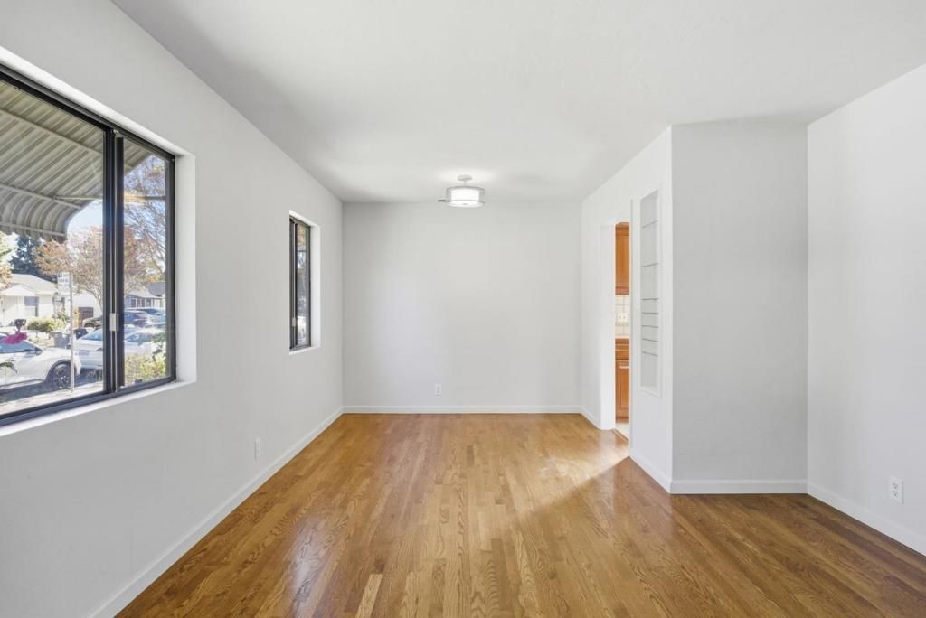 Image 7 of property listing at 119 Florence Street, Sunnyvale, CA 94086