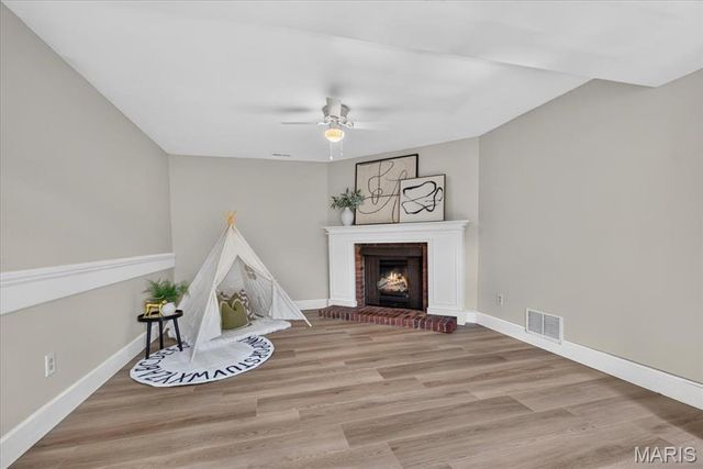 930 Bellestri Drive, Ballwin, MO 63021