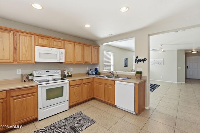 967 E LESLIE Avenue, San Tan Valley, AZ 85140