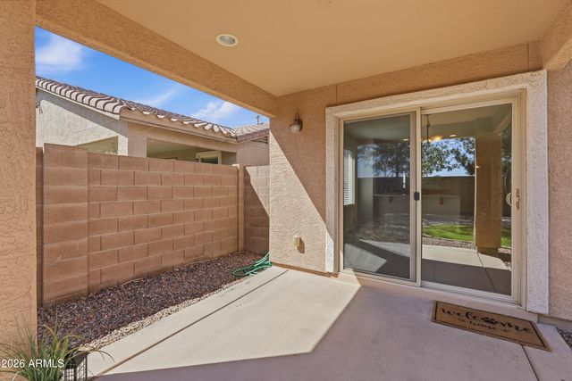 967 E LESLIE Avenue, San Tan Valley, AZ 85140