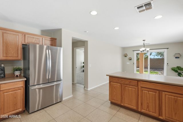 967 E LESLIE Avenue, San Tan Valley, AZ 85140