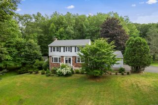 2 Judith Drive, Danbury, CT 06811