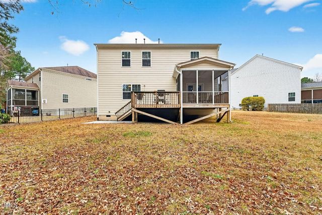 2709 Banks Lake Court, Fuquay Varina, NC 27526